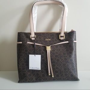 NWT Calvin Klein Signature Monogram Shoulder Bag